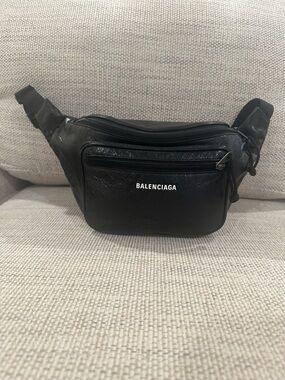 Balenciaga Explorer Belt Bag